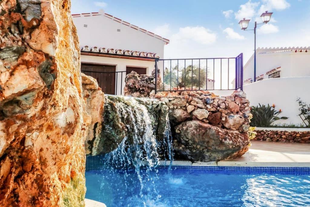 Capistrano Village, 1 Bedroom + Free Wi-Fi Nerja Exterior photo